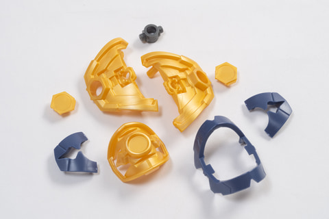 Part of the dragon arm armor. The navy blue and gold are a great combination.